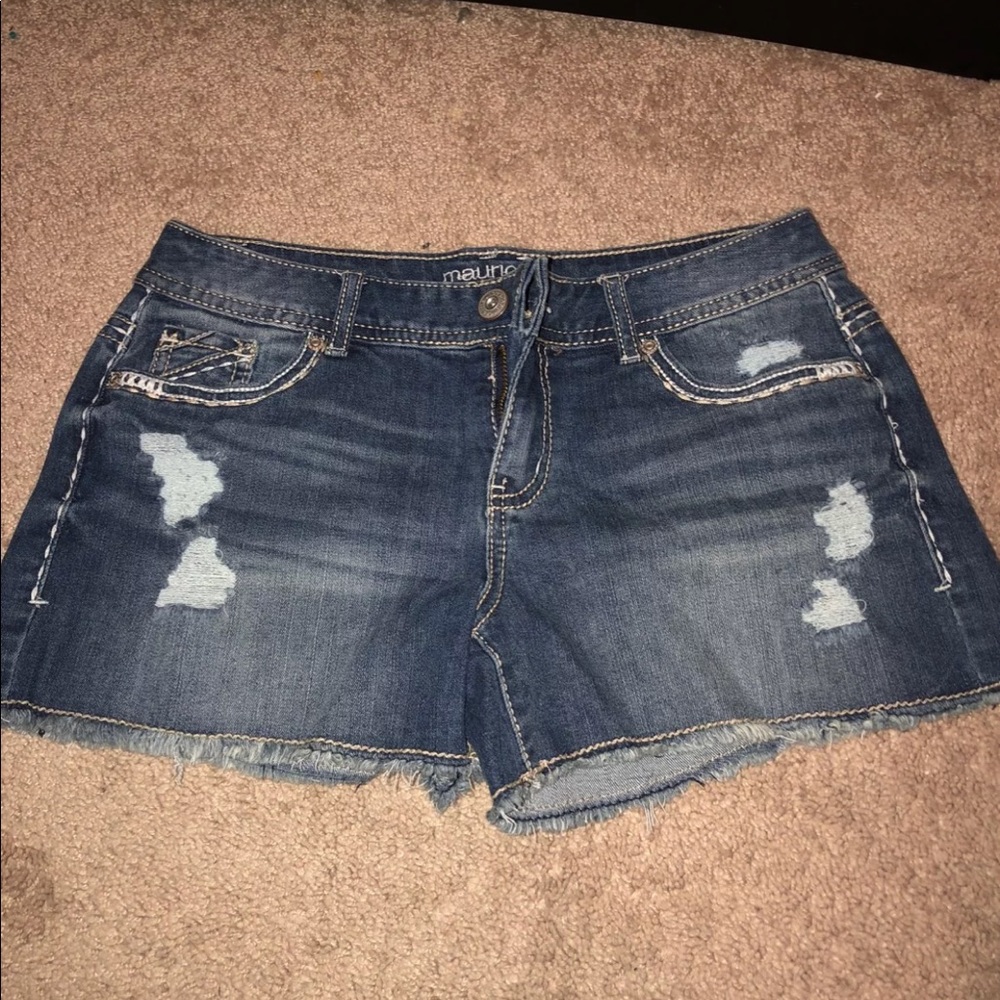 SOLD ON MERCARIMaurice’s Jean Shorts
